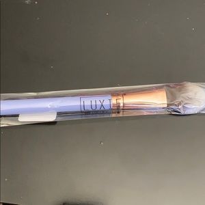 LUXIE 660 Precision Foundation Brush